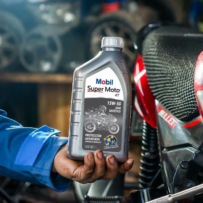 Cada cuántos kilómetros debo cambiar el lubricante a mi moto.webp