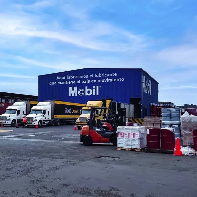 Mobil apunta al crecimiento sólido y a reducir la huella de carbono.webp