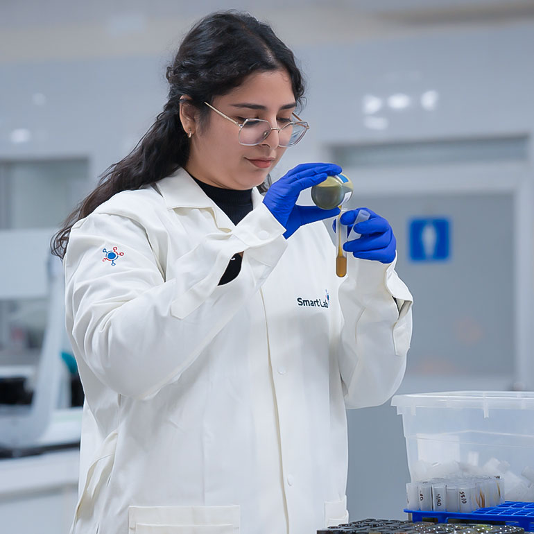 Mediante el laboratorio Smart Lab podrás conocer el estado del lubricante en tus equipos