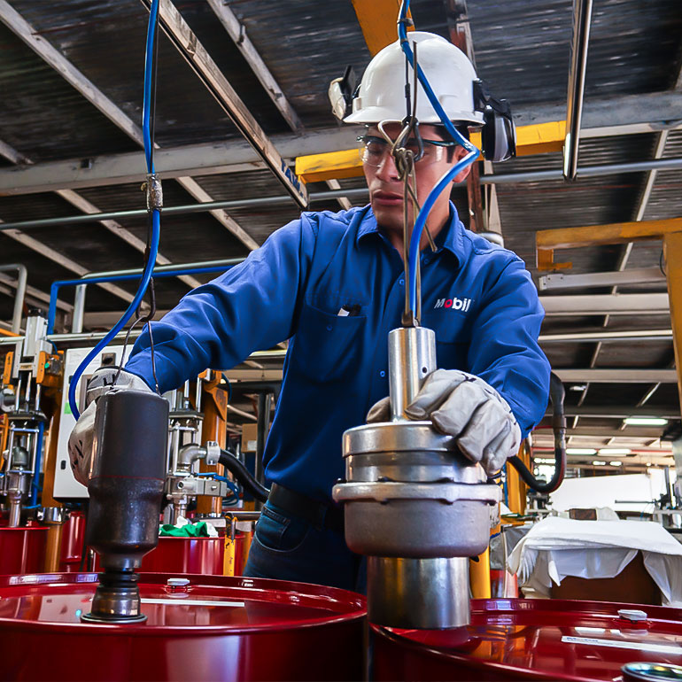 Mobil se mantiene a la vanguardía de la lubricación con productos de alta calidad