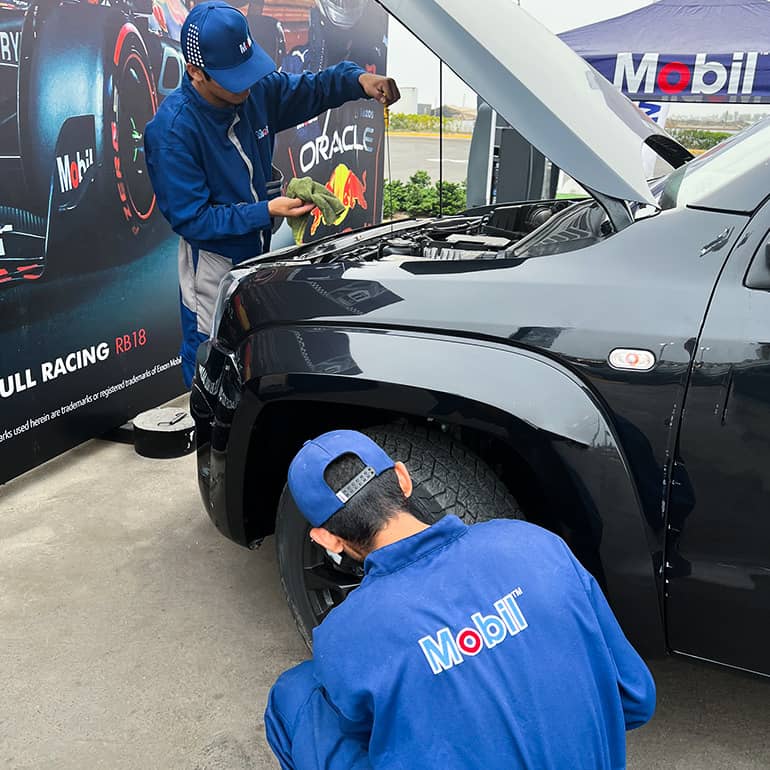 La Zona Pit de Mobil™ se encuentra en el grifo Terpel del kilómetro 34,5 de la Panamericana Sur Interior